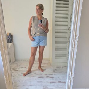 Top Livia Taupe
