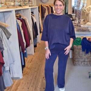 Top Mila Donkerblauw
