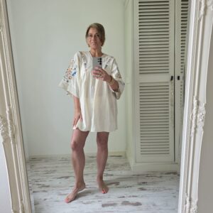 Tuniek Roos