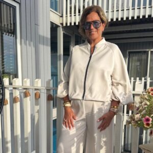 Tweedelig Pak Saar Roomwit